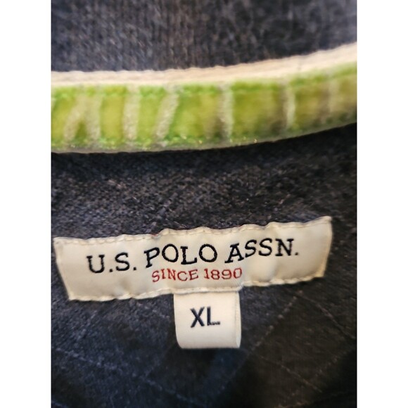 Mens U.S. Polo ASSN
SIZE XL BLUE SHIRT - Picture 4 of 4